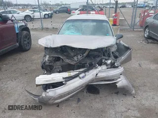 1999 Chevrolet Prizm z VIN 1Y1SK5280XZ445777, wystawiony jako IAAI lot #42138329 z przebiegiem 228 719 mil mil oraz . Historia ofert i sprzedaży dostępna na DreamBid. Obrazek 12.