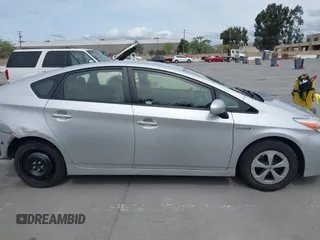 2015 Toyota Prius Four with VIN JTDKN3DU9F1990366, listed as a IAAI auction lot 41939354 with 229,152 mi miles and . Bid and sale history available at DreamBid. Image 14.