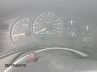 2000 GMC New Sierra 1500 SLE with VIN 1GTEK19T2YZ263701, listed as a Copart auction lot 59405834 with 174,105 mi miles and Clean Title. Bid and sale history available at carsss.com. Image 9.