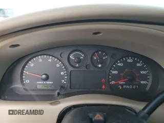 2005 Ford Ranger XL z VIN 1FTYR14U45PA11478, wystawiony jako Copart lot #58513715 z przebiegiem 174 545 mil mil oraz Czysty tytuł • Clean title. Historia ofert i sprzedaży dostępna na DreamBid. Obrazek 9.