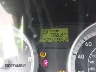 2008 Hyundai Accent GLS z VIN KMHCN46CX8U191823, wystawiony jako IAAI lot #42270245 z przebiegiem 242 852 mil mil oraz . Historia ofert i sprzedaży dostępna na DreamBid. Obrazek 14.