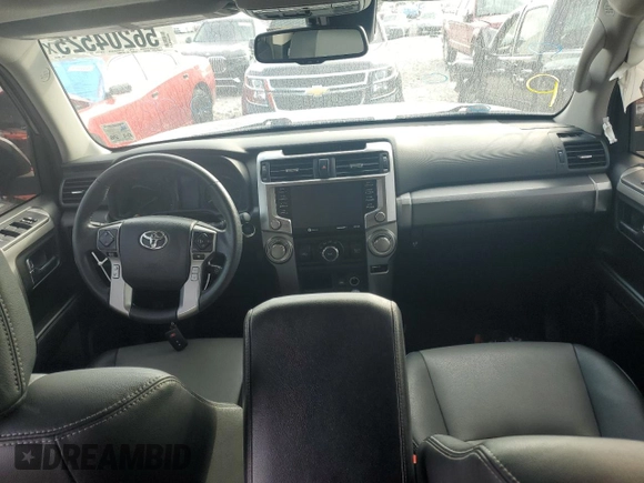2020 Toyota 4Runner SR5 with VIN JTEBU5JR8L5756184, listed as a Copart auction lot 56204525 with 102,046 mi miles and Salvage title. Bid and sale history available at DreamBid. Image 8.