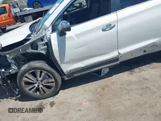 2022 Subaru Ascent Touring z VIN 4S4WMARD7N3463961, wystawiony jako IAAI lot #42054251 z przebiegiem 29 614 mil mil oraz . Historia ofert i sprzedaży dostępna na DreamBid. Obrazek 6.
