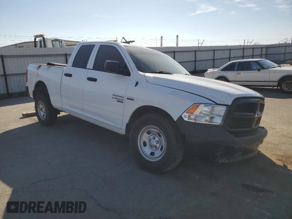 2021 Ram 1500 Tradesman z VIN 1C6RR6FT8MS572128, wystawiony jako Copart lot #46240285 z przebiegiem 74 702 mil mil oraz Szkoda całkowita • Salvage title. Historia ofert i sprzedaży dostępna na DreamBid. Obrazek 4.