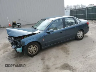 2004 Saturn L L300 1 z VIN 1G8JC54F54Y512054, wystawiony jako Copart lot #53051715 z przebiegiem 54 919 mil mil oraz Szkody całkowita. Historia ofert i sprzedaży dostępna na DreamBid. Obrazek 1.