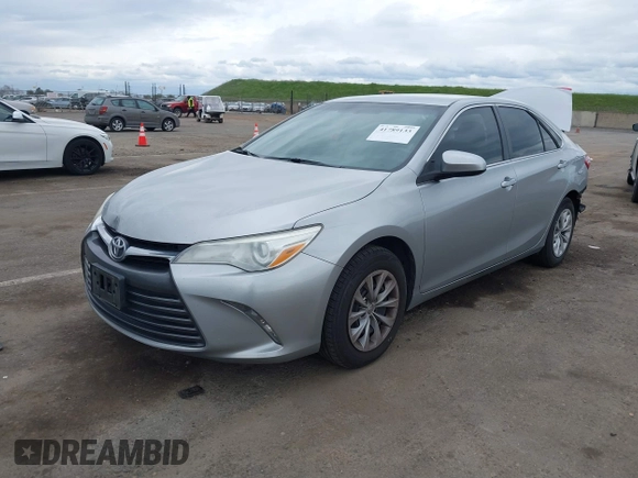 2017 Toyota Camry XLE z VIN 4T1BF1FK4HU667692, wystawiony jako IAAI lot #41789133 z przebiegiem 190 699 mil mil oraz . Historia ofert i sprzedaży dostępna na DreamBid. Obrazek 18.