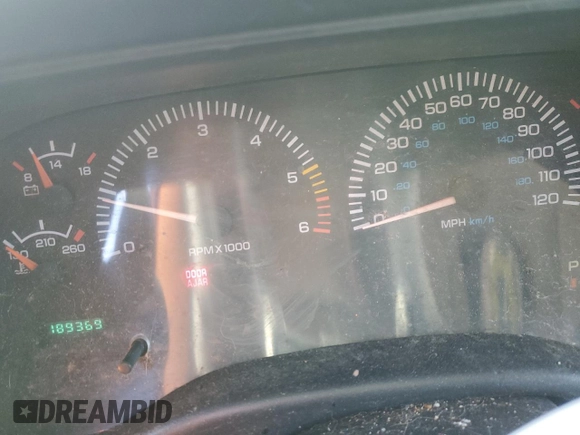 2000 Dodge Durango with VIN 1B4HS28Z6YF255687, listed as a Copart auction lot 84959164 with 189,369 mi miles and Salvage Title. Bid and sale history available at DreamBid. Image 9.