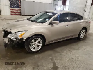 2014 Nissan Altima SV with VIN 1N4AL3APXEN245073, listed as a Copart auction lot 51074035 with 151,236 mi miles and Salvage Title. Bid and sale history available at DreamBid. Image 1.