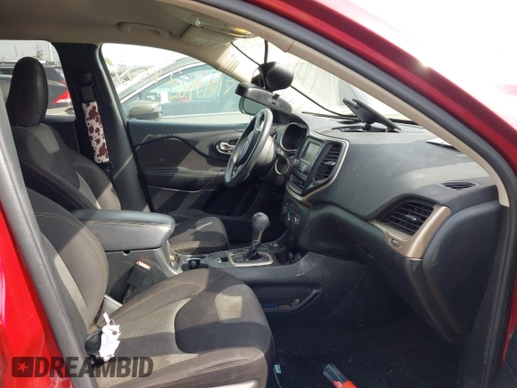 2016 Jeep Cherokee Sport with VIN 1C4PJMAB6GW191398, listed as a IAAI auction lot 42029572 with 214,790 mi miles and . Bid and sale history available at DreamBid. Image 5.