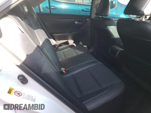 2015 Toyota Camry XLE with VIN 4T1BF1FK7FU110613, listed as a Copart auction lot 49833392 with 103,115 mi miles and Clean Title. Bid and sale history available at DreamBid. Image 6.