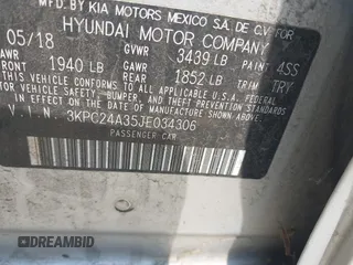 2018 Hyundai Accent SEL z VIN 3KPC24A35JE034306, wystawiony jako IAAI lot #42505216 z przebiegiem 53 999 mil mil oraz . Historia ofert i sprzedaży dostępna na DreamBid. Obrazek 9.