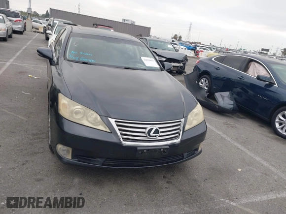 2010 Lexus ES with VIN JTHBK1EG0A2370772, listed as a IAAI auction lot 42030857 with 204,313 mi miles. Bid and sale history available at carsss.com. Image 12.