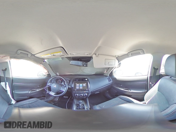 2022 Mitsubishi Outlander SE with VIN JA4APVAUXNU008843, listed as a Copart auction lot 69317784 with 33,638 mi miles and Salvage title. Bid and sale history available at DreamBid. Image 14.