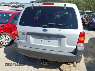 2003 Ford Escape XLT Popular 2 with VIN 1FMYU93183KD62338, listed as a IAAI auction lot 41990799 with 216,952 mi miles and . Bid and sale history available at DreamBid. Image 16.