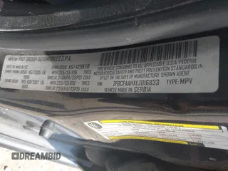 2014 FIAT 500L Pop z VIN ZFBCFAAHXEZ016833, wystawiony jako IAAI lot #42161735 z przebiegiem 137 580 mil mil oraz . Historia ofert i sprzedaży dostępna na DreamBid. Obrazek 9.