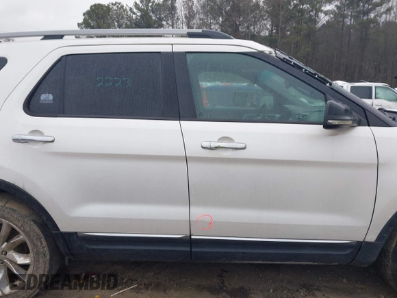 2012 Ford Explorer XLT with VIN 1FMHK8D88CGA63396, listed as a IAAI auction lot 41409515 with 208,776 mi miles and . Bid and sale history available at DreamBid. Image 13.