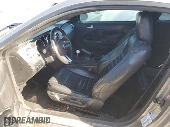 2009 Ford Mustang GT with VIN 1ZVHT82H695123682, listed as a Copart auction lot 53093025 with 182,184 mi miles and Salvage title. Bid and sale history available at DreamBid. Image 7.
