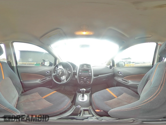 2015 Nissan Note SR z VIN 3N1CE2CP9FL392509, wystawiony jako Copart lot #81265164 z przebiegiem Nie podano mil oraz Nie do naprawy • Non repairable. Historia ofert i sprzedaży dostępna na DreamBid. Obrazek 13.