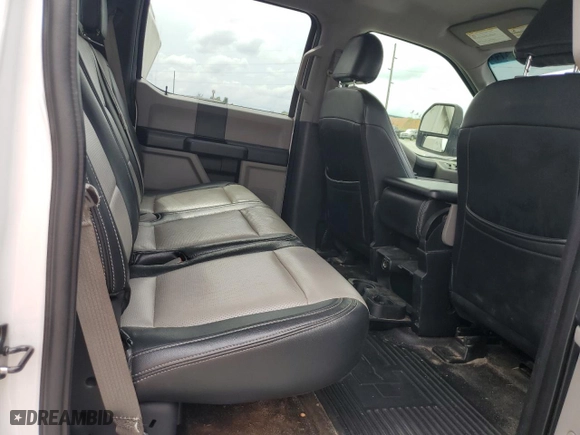 2018 Ford Super Duty F-350 DRW XL with VIN 1FT8W3DT0JEC35042, listed as a Copart auction lot 72758314 with 115,804 mi miles and Salvage Title. Bid and sale history available at carsss.com. Image 10.