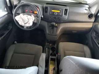 2015 Nissan NV200 S z VIN 3N6CM0KN0FK700948, wystawiony jako Copart lot #41622715 z przebiegiem 222 537 mil mil oraz Szkoda całkowita • Salvage title. Historia ofert i sprzedaży dostępna na DreamBid. Obrazek 8.