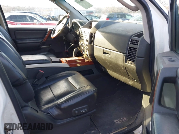 2007 Infiniti QX56 with VIN 5N3AA08CX7N802572, listed as a IAAI auction lot 41898307 with 202,221 mi miles. Bid and sale history available at carsss.com. Image 5.