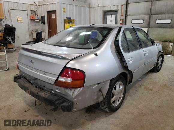 1999 Nissan Altima XE with VIN 1N4DL01DXXC208749, listed as a Copart auction lot 41650583 with 153,183 mi miles and Non Repairable. Bid and sale history available at carsss.com. Image 4.