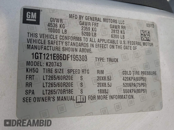 2013 GMC Sierra 2500HD SLT z VIN 1GT121E86DF195303, wystawiony jako IAAI lot #42181435 z przebiegiem 229 818 mil mil oraz . Historia ofert i sprzedaży dostępna na DreamBid. Obrazek 9.