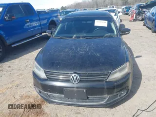 2013 Volkswagen Jetta TDI w/Premium/Nav with VIN 3VWLL7AJ8DM285616, listed as a IAAI auction lot 41597180 with 197,150 mi miles and . Bid and sale history available at DreamBid. Image 6.
