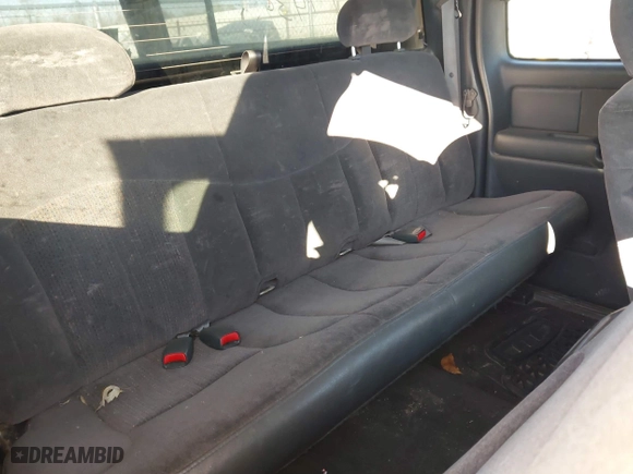 2001 Chevrolet Silverado 1500 LT with VIN 2GCEK19T811310180, listed as a IAAI auction lot 41443925 with 282,444 mi miles. Bid and sale history available at carsss.com. Image 8.