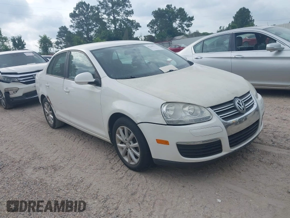 2010 Volkswagen Jetta Limited Edition с VIN 3VWAX7AJ8AM091384, выставлен на аукционе IAAI как лот 42286113 с пробегом 103 505 миль миль и . История ставок и продаж доступна на DreamBid. Изображение 1.