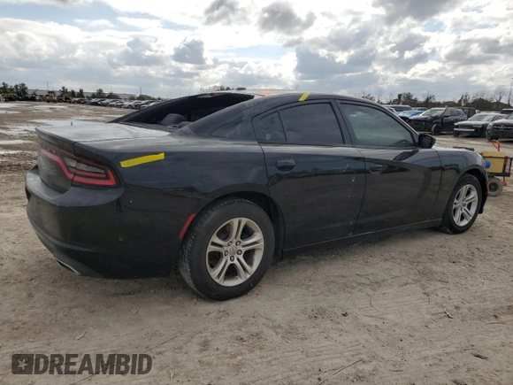 2015 Dodge Charger SE z VIN 2C3CDXBG3FH918306, wystawiony jako Copart lot #43666945 z przebiegiem Nie podano mil oraz Czysty tytuł • Clean title. Historia ofert i sprzedaży dostępna na DreamBid. Obrazek 3.