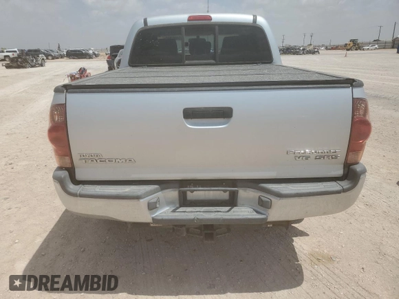 2007 Toyota Tacoma PreRunner z VIN 3TMJU62NX7M048827, wystawiony jako Copart lot #54663895 z przebiegiem 186 921 mil mil oraz Szkoda całkowita • Salvage title. Historia ofert i sprzedaży dostępna na DreamBid. Obrazek 6.