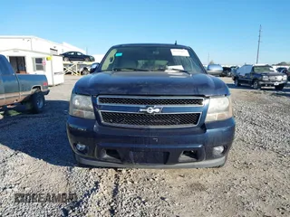 2008 Chevrolet Tahoe 1LT z VIN 1GNFC13J18J107597, wystawiony jako IAAI lot #38245407 z przebiegiem 152 950 mil mil oraz . Historia ofert i sprzedaży dostępna na DreamBid. Obrazek 11.