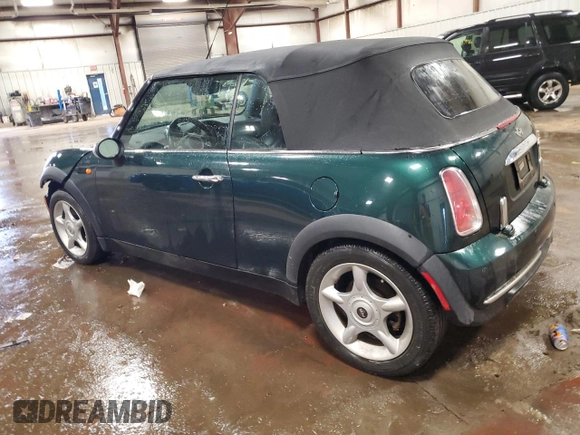 2006 MINI Convertible z VIN WMWRF33596TF64235, wystawiony jako Copart lot #43614735 z przebiegiem 138 541 mil mil oraz Czysty tytuł • Clean title. Historia ofert i sprzedaży dostępna na DreamBid. Obrazek 2.