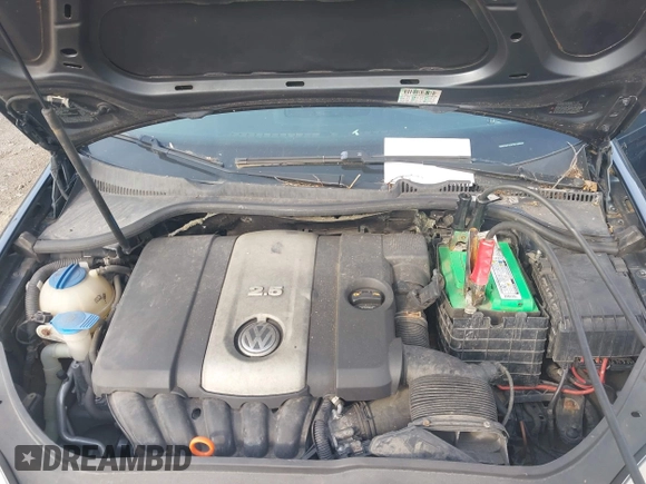 2007 Volkswagen Jetta 2.5 with VIN 3VWSG71KX7M160680, listed as a IAAI auction lot 42505306 with 151,382 mi miles and . Bid and sale history available at DreamBid. Image 10.