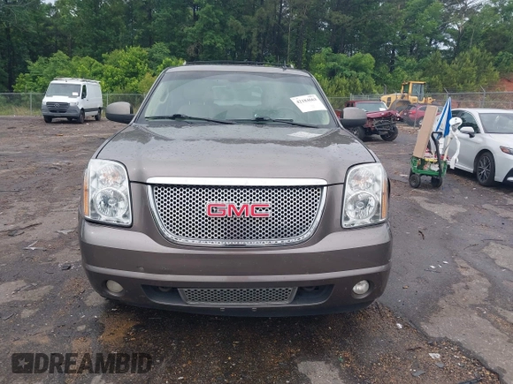 2013 GMC Yukon Denali z VIN 1GKS2EEF1DR364298, wystawiony jako IAAI lot #42184663 z przebiegiem 174 910 mil mil oraz . Historia ofert i sprzedaży dostępna na DreamBid. Obrazek 12.