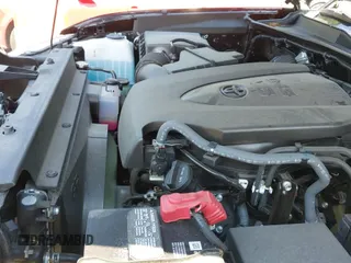 2020 Toyota Tacoma SR5 with VIN 3TMCZ5AN4LM342448, listed as a IAAI auction lot 42817215 with 22,582 mi miles and . Bid and sale history available at DreamBid. Image 19.