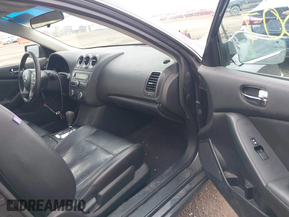 2009 Nissan Altima SL with VIN 1N4AL21E09N541749, listed as a IAAI auction lot 41951307 with 129,378 mi miles and . Bid and sale history available at DreamBid. Image 5.
