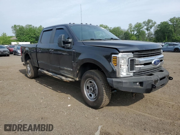 2019 Ford F-350 XL with VIN 1FT8W3BT6KEG62648, listed as a Copart auction lot 60870445 with 68,063 mi miles and Salvage title. Bid and sale history available at DreamBid. Image 4.