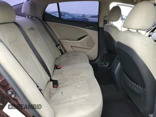 2011 Kia Optima LX z VIN KNAGM4A76B5089758, wystawiony jako Copart lot #60560985 z przebiegiem 192 695 mil mil oraz Czysty tytuł • Clean title. Historia ofert i sprzedaży dostępna na DreamBid. Obrazek 10.