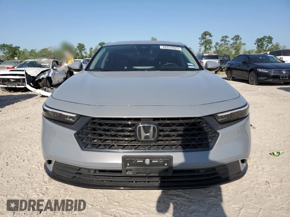 2024 Honda Accord Touring z VIN 1HGCY2F82RA043505, wystawiony jako Copart lot #52223925 z przebiegiem 16 767 mil mil oraz Szkoda całkowita • Salvage title. Historia ofert i sprzedaży dostępna na DreamBid. Obrazek 5.