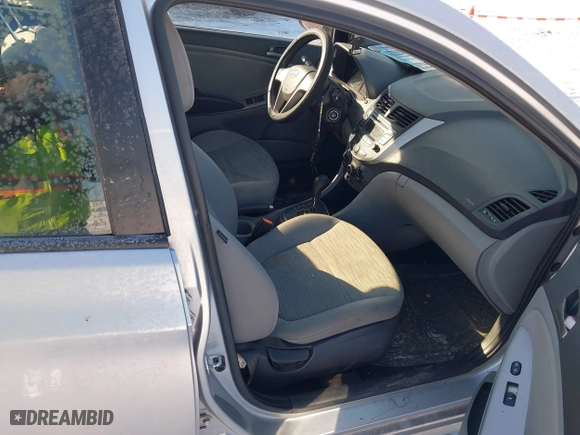 2016 Hyundai Accent SE with VIN KMHCT4AE5GU946079, listed as a IAAI auction lot 41635269 with 120,819 mi miles. Bid and sale history available at carsss.com. Image 5.
