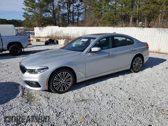 2018 BMW 5 Series 530e xDrive with VIN WBAJB1C57JB084218, listed as a Copart auction lot 46308145 with 80,884 mi miles and Clean Title. Bid and sale history available at carsss.com. Image 1.