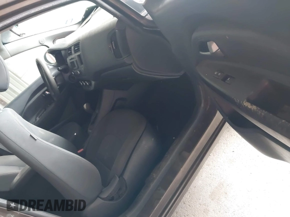 2013 Kia Rio EX с VIN KNADN4A33D6125111, выставлен на аукционе IAAI как лот 42488963 с пробегом 157 357 миль миль и . История ставок и продаж доступна на DreamBid. Изображение 5.