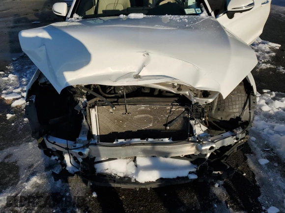 2020 Mercedes-Benz C 300 with VIN W1KWK8EB9LF983961, listed as a Copart auction lot 44420665 with 21,421 mi miles and Salvage Title. Bid and sale history available at DreamBid. Image 13.