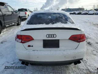 2012 Audi S4 Premium z VIN WAUFGCFL4CA024001, wystawiony jako Copart lot #81002994 z przebiegiem 184 069 mil mil oraz Szkoda całkowita • Salvage title. Historia ofert i sprzedaży dostępna na DreamBid. Obrazek 6.