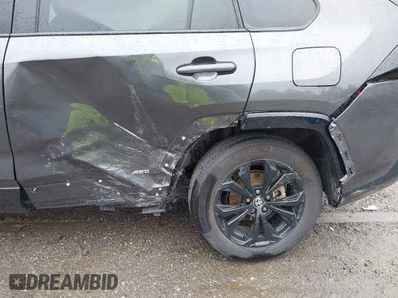 2024 Toyota RAV4 Hybrid XSE with VIN 4T3E6RFV5RU142476, listed as a IAAI auction lot 42524206 with 11,852 mi miles and . Bid and sale history available at DreamBid. Image 6.