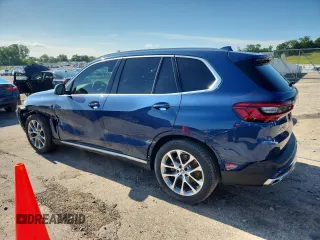 2019 BMW X5 xDrive40i with VIN 5UXCR6C56KLL08142, listed as a Copart auction lot 61987405 with 41,733 mi miles and Salvage title. Bid and sale history available at DreamBid. Image 2.