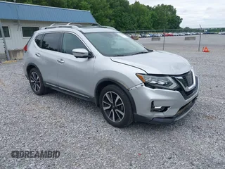 2017 Nissan Rogue SL z VIN 5N1AT2MV1HC801443, wystawiony jako IAAI lot #42194810 z przebiegiem 134 719 mil mil oraz . Historia ofert i sprzedaży dostępna na DreamBid. Obrazek 1.