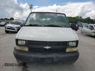 1998 Chevrolet Astro Cargo z VIN 1GCDM19W5WB156776, wystawiony jako Copart lot #56903675 z przebiegiem Nie podano mil oraz Tytuł czysty. Historia ofert i sprzedaży dostępna na DreamBid. Obrazek 5.